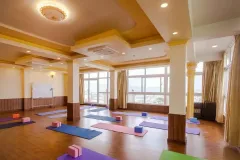 Yoga-Hall-for-yoga-class_opt-min