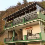 best-yoga-retreat-rishikesh-india-2