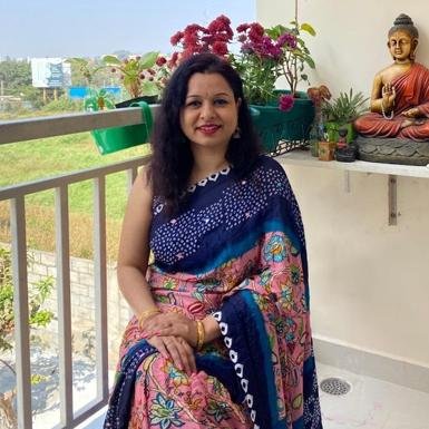 Dr. Smita K - Prenatal Postnatal Yoga Teacher