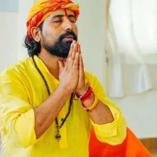 mandeep-bhatt-yoga-teacher-rishikesh